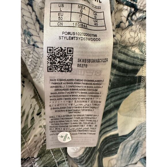 Guess Summer Leaves Challis Men’s Shorts, size Large, NWT - Picture 7 of 10